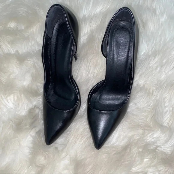 Black High Heels - Picture 3 of 8